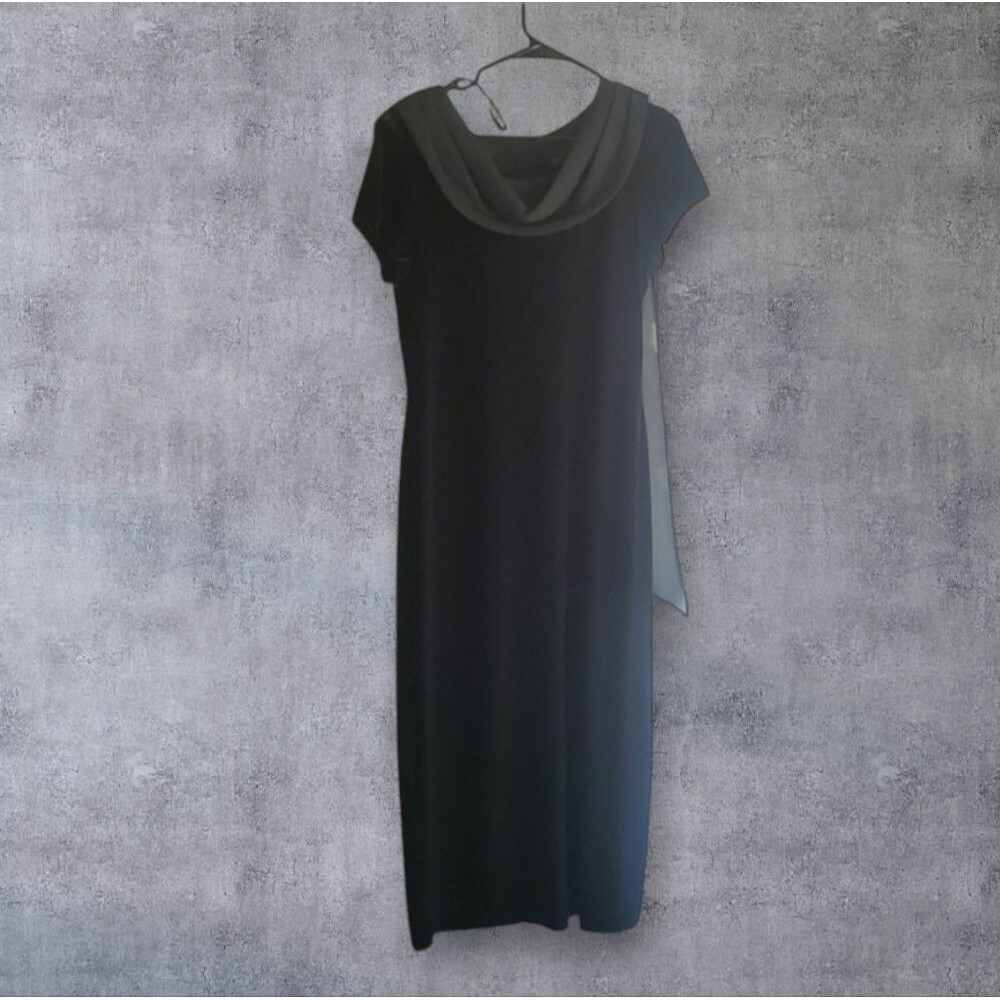 Black Dressy Classy Elegant by Connected Apparel • Size 12 • Attached Scarf